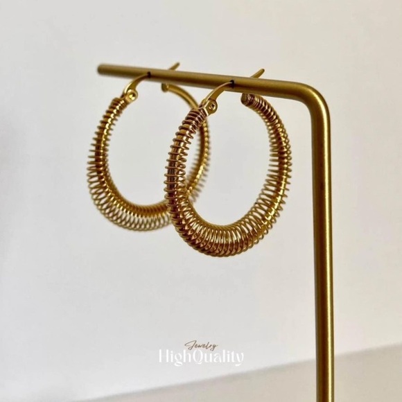 Beautiful Pair of High Quality Gold Plated French Hoop Earrings - Picture 1 of 1